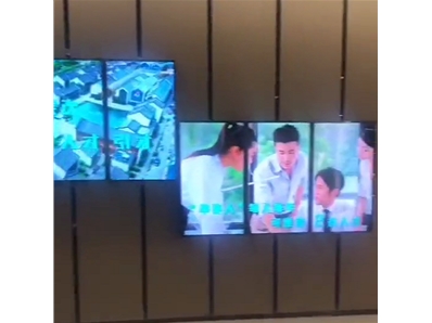 多屏联动_纵向移动屏
